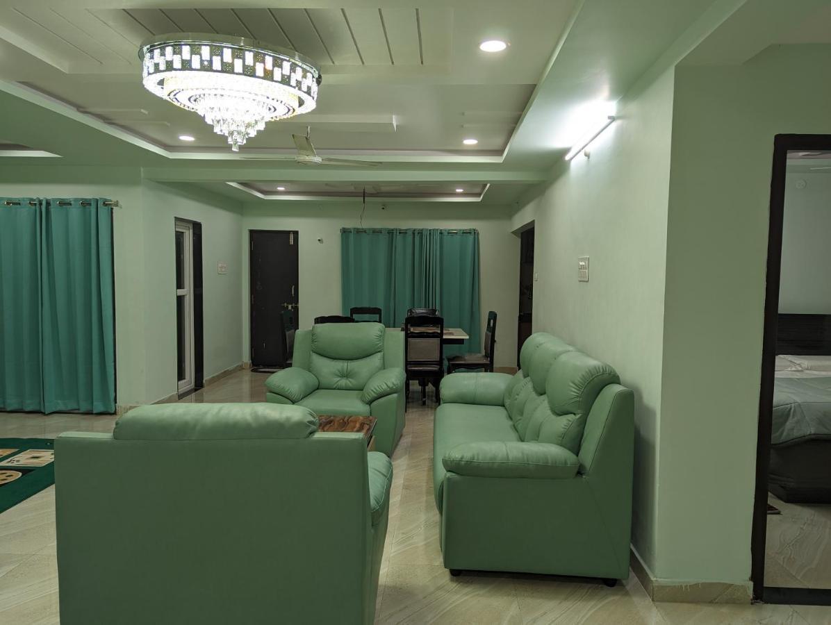 Ramya Grand Apartment วิสาขปัตนัม ภายนอก รูปภาพ