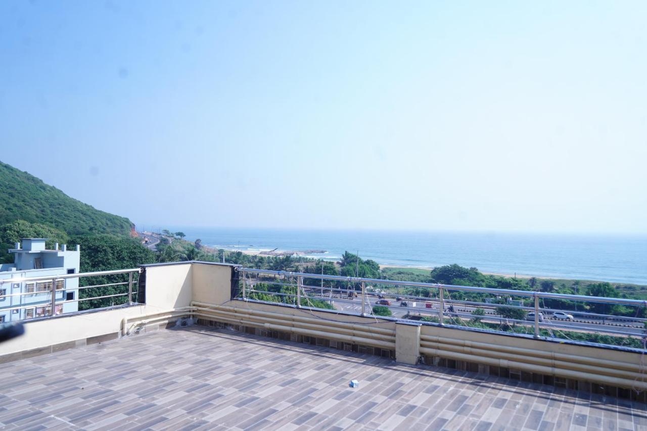 Ramya Grand Apartment วิสาขปัตนัม ภายนอก รูปภาพ