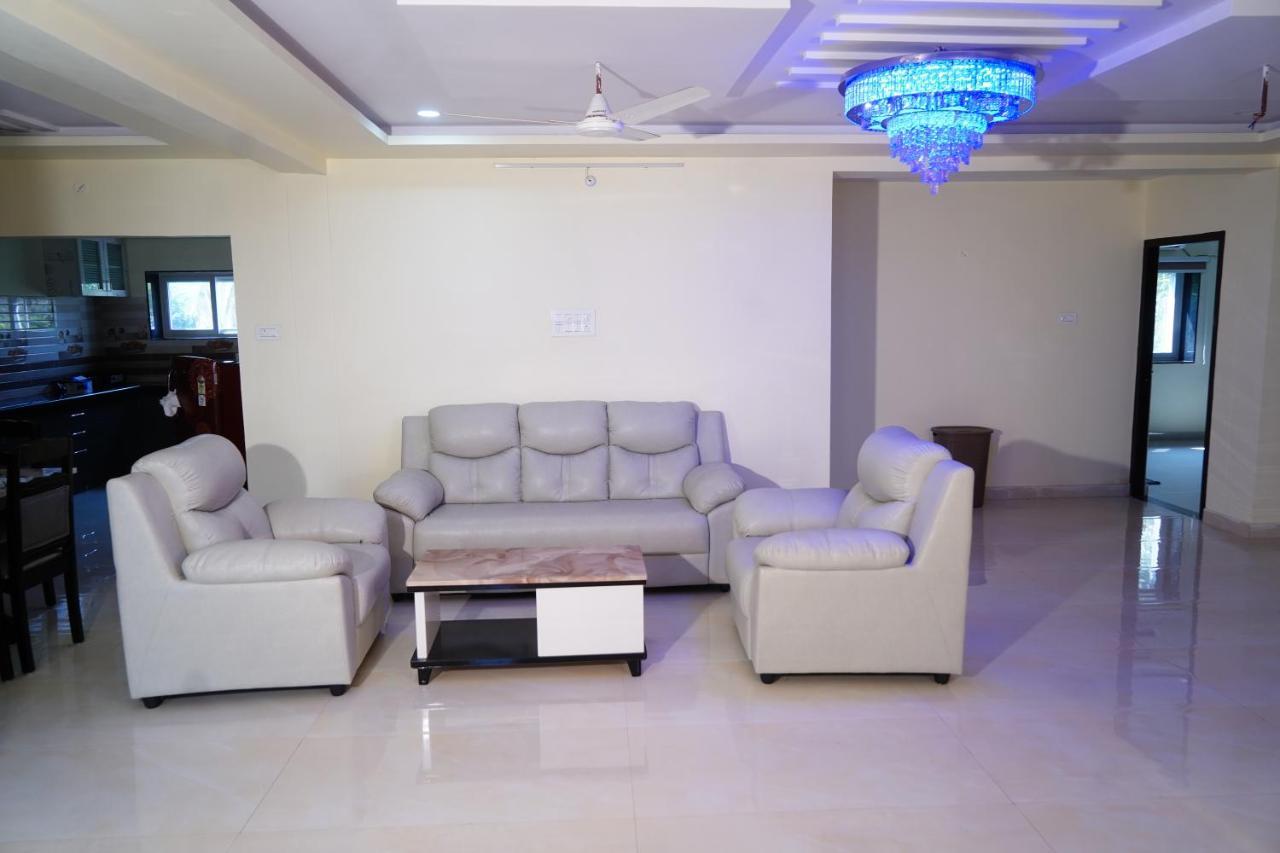 Ramya Grand Apartment วิสาขปัตนัม ภายนอก รูปภาพ